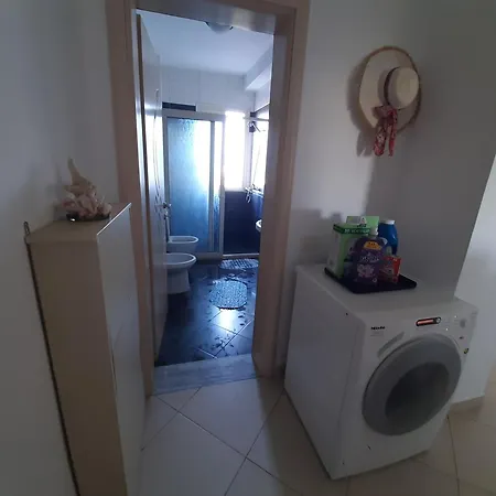 아파트 Sunrise Qerret